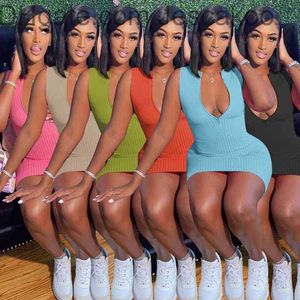 9色の女性カジュアルドレスデザイナーセクシーなスリムカジュアルジッパーソリッドカラーファッションスカートサマーミニスカートノースリーブパーティーナイトクラブプラスサイズのドレス