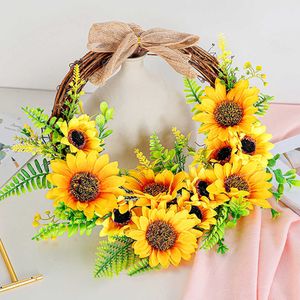 30cm Wall Hanging Wreath Front Door Fake Sunflower With Green Leaves And Rattan For Home Window Wedding Party Halloween Decor Q0812