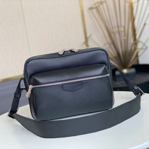 حقيبة رسول في الهواء الطلق للرجال مصممين أكياس Crossbody 7 أ أعلى جودة أصلية من الجلد الأصلي كلاسيكي صليب محفظة أزياء الكتف