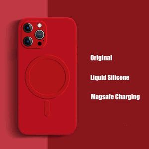 ingrosso Iphone 7 Ricarica-Per iPhone Case Magsafing Custodia Square Square Silicone Liquid Cover per iPhone Pro Max Mini X XS XR Plus Wireless Charging Coque W220226