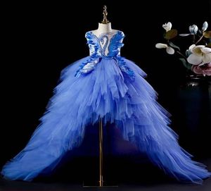 Königsblau 2022 Blumenmädchenkleider, transparenter Ausschnitt, Stufen, Ballkleid, Brautkleider für kleine Mädchen, günstige Kommunion-Festzug-Kleider