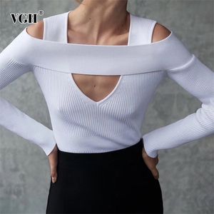 韓国の白いニットのセーターの女性正方形の襟オフショルダーの中空アウトスリルフィットセーター女性ファッション210531