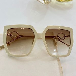 0410S Sonnenbrille Damen Klassische Mode 2021SS Große Rahmenbrille mit Metallkette Anti-Ultraviolett UV 400 Linsengröße 56-20-145 Designer Top-Qualität