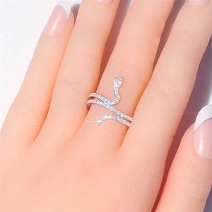 Delysia King Trendy Stainless Steel Jewelry Gift Zircon Shining Exaggerated Snake Nightclub Ring for Women 211217