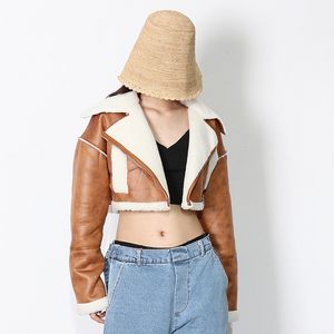 Frauen warme kurze Jacken Mode Trend Fleece Kragen Motorrad dicke Oberbekleidung Designer Winter weibliche Leder Lammwolle mit Kunstpelz Mäntel