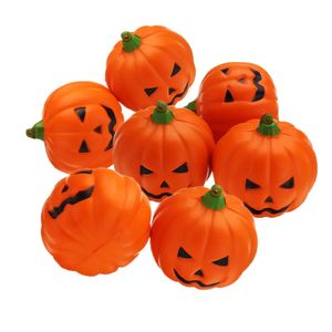 卸売20ピース7cmハロウィーンスキシッシュシミュレーションランダムスーパースローリングスマートカボチャスキッシュの楽しいおもちゃ装飾