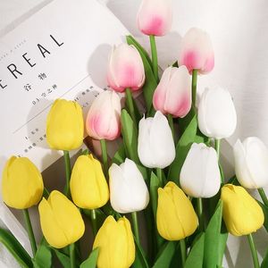 Faux-Grün großhandel-Real Touch Künstliche Blumen Mini Tulpe Faux Blumengrüner Party Hochzeit Wohnkultur