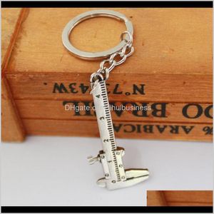 Nyckelringar Fashion Aessory Ankomst Movelbar Vernier Caliper Ruler Model Keychain Metal Pendant Key Chain Chaveiro C KOLE42387