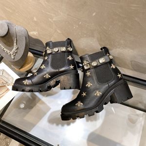 Çizmeler Bayan Ayakkabı Tasarımcısı Lüks Topuklu Kış Boot Kadın Martin Ayakkabı Patik Topuk Deri Kadın Knight İş Güvenliği Motosiklet Yağmur Fa