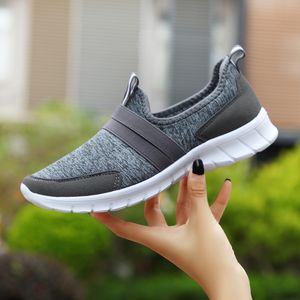 Großhandel Frühling und Sommer Herren Damen Laufschuhe Mode Grau Marineblau Schwarz Weiche Sohle Sport Casual Outdoor