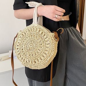 الإناث اليدوية جولة سترو خمر الكتف الصيف الشاطئ العصرية crossbody رسول حقائب