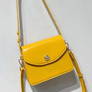 Wysokiej jakości torba na ramię Casual Outdoor Retro Kobiet Torby Lato Solid Color Ins Messenger Small Lady Torebka Torebka