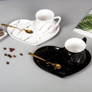 Wholesale peach patterns for sale - Group buy Mugs Couple Cup Ceramic Coffee Peach Heart Saucer With Spoon Gold Marble Pattern Black And White Glaze Restaurant Available