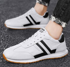 Quality Wear all seasons sneaker shoe sporty fashion comfortable breathable men's non-slip shock absorption durable 11wear-resistant