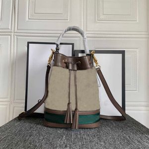 Lyxdesigner Bucket Women Messenger Bag Brand Axel Handväskor Lucency Fashion Påsar