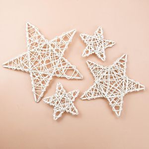 Fiori decorativi Corone 10/15 / 20cm Rattan Star Frame decorazione di Natale artificiale per la casa fai da te porta fatta a mano appeso muro di nozze