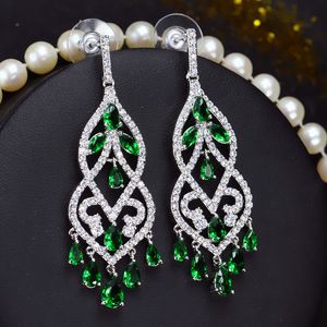 Orecchini di design in stile Europa e America Orecchini con ciondoli da sposa Lunghi AAA Cubic Zirconia Gioielli Bianco Verde Blu CZ Rame Argento Orecchino di moda per le donne Regalo