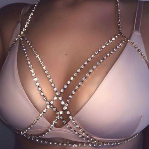 Sexig rhinestone kroppskedja för kvinnor Boho smycken kors bröstet glänsande Kristall Fest Bröllopsdekoration Tillbehör