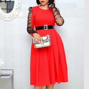 Kvinnor klänning patchwork se genom långa ärmar polka dot o nacke med midjebälte en linje pläterad elegant stilig vestidos svart röd 210416