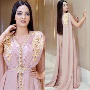 Dubai abaya kaftan rosa kväll klänningar 2021 sexig v nacke chiffong guld applique pärlstav långa prom klänning marockansk formell fest klänning robe de soirée mariage