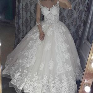 Vit Lace Ball Gown Bröllopsklänning Plus Storlek Applikationer Scoop 3/4 Ärmar 20201 Golvlängd Nya afrikanska brudklänningar