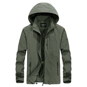 Plus Storlek 5xl Mäns Vattentät Andningsskydd Spring Höst Tunna Casual Overcoat Army Tactical Windbreaker Jacket Coats 210819