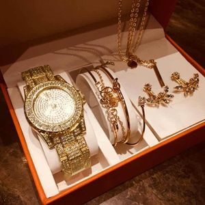 Ohrentropfen Ohrringe Diamanten großhandel-Armbanduhren Mode Kreative Frauen Uhren Set Geschenkbox Luxus Diamant Halskette Armbänder Ohrringe Quarz Uhr Für Frauen Drop