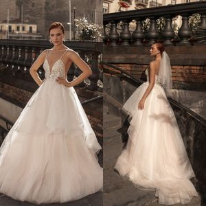 Katherine Joyce 2021 uma linha vestidos de noiva vestidos de noiva plus size backless Cristal Applique Beads Espaguete Pescoço Vestios de Novia
