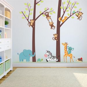 Adesivi murali Cartoon Animal Big Tree Branch Sticker per la scuola materna Camera dei bambini Home Decor Safari Monkey Zebra Mural Art Decalcomanie in PVC