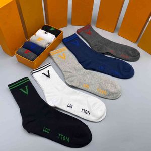 Middle ZRW9 cotton a box of tube 5 pairs sock combed cotton middle tube business socks 90% cotton Antibacterial sweat-absorbent and deodorant