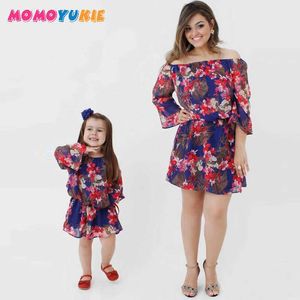 Mother and Daughter Beachwear Dresses Girls and Mom Bohemian off shoulder Floral printed Dress Princess family matching clothes 210713