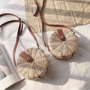 HBP Non-Brand Bag Woven women's round travel and holiday beach straw single shoulder sling rattan sport.0018