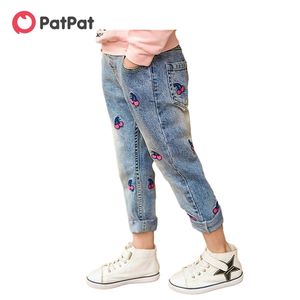 Frühling und Sommer Herbst Kirsche bestickte Jeans für Kinderhosen Mädchen Kinderkleidung 210528