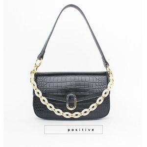 Fashion shoulder bag French underarm womens bags slung acrylic chain solid color design slant ladies handbag