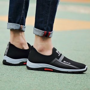 2021 Newest Quality Running Shoes Sport For Mens Women Top Fashion Runners Tennis Breathable Outdoor Couples Mesh Sneakers SIZE 38-45 WY05-107