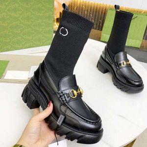 Classic Boots Boots Женская дизайнерская обувь Теплый зимний бренд стиль пинетки Мартин кожаный материал резиновый рифленый