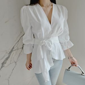 Manga Longa Roupas de Outono Camisa Mulher Manga Irregular Blusa Camisas De Algodão V Pescoço Branco Bow Mulheres Tops 94H 210420