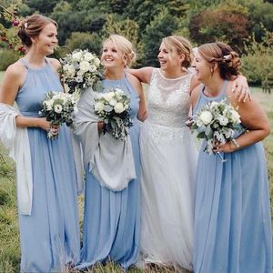 Gökyüzü Mavi Sıcak Tasarım Uzun Donatılmış Kılıf Bridemaid Elbiseler Halter Boyun Kolsuz Şifon Parti Kıyafeti Onur Elbise Hizmetçi