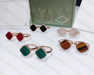 Designer Ring Clover Stones Ringar Lovers Bröllop för Man Kvinna 2 Stil 15 Färg Toppkvalitet