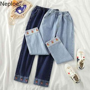 Coreano solto ocasional de perna larga jeans feminino morango bordado design alta cintura calças selvagem calça de outono 210422