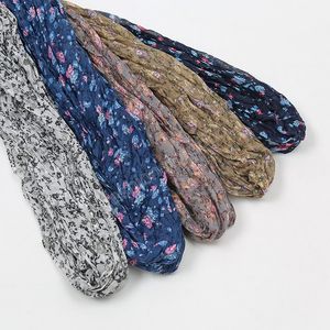 Мода Headscarf Crinkle Цветочные напечатанные Hijab Scarf Женщины Мусульманские Шали Хлопок Вискоза Головки Обертывания Foluard Turban Headband