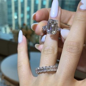 Luksusowy 100% 925 Sterling Silver Stworzył Emerald Cut 6CT Diamond Wedding Engagement Cocktail Kobiety Rings Fine Jewelry Cluster