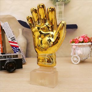 Fabrikanten Custom Hars Crafts Football Doalkeeper Golden Handschoenen Trofee Ornamenten Geschenken