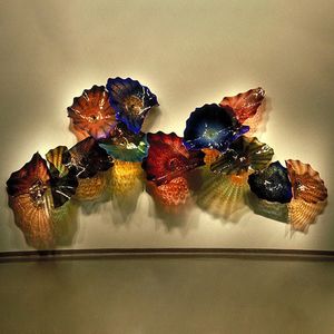 Klasyczna lampa montowana ścienna Dekoracje płytki Włoski Projekt Antique Chihuly Styl Ręcznie Dmuchany Szklany Kwiat Sztuki Room Dekoracje Akcesoria od 20 do 40 cm