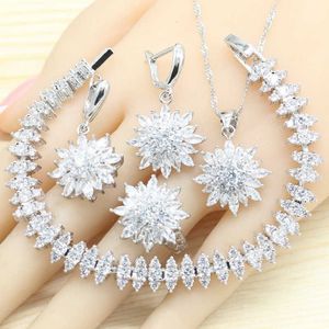 Classico fiore bianco zircone set di gioielli in argento colore donne braccialetto di nozze orecchini anelli collana pendente regalo portagioie H1022