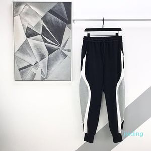 2021 Nya Mens byxor Sweatpants Joggare Bomull Full längd Heavyweight Aktiva Penna Byxor Byxor Jogging Tech Fleece Cargo