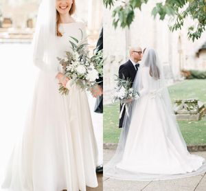 Plus Elegant Modest Size Simple A Line Wedding Dress Bridal Gowns Long Sleeves Jewel Neck Big Bow Floor Length Satin Formal Dresses Robes Vestidos De Noiva es