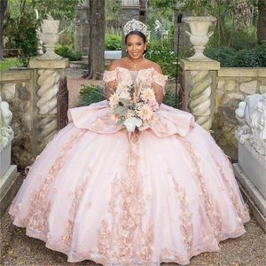 プリンセスライトピンクオフショルダーボールガウンQuinceaneraドレスプラスサイズのアップリケビーズビーズスイート16 Vestidos de Novia