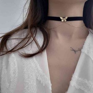 Goth Vintage Butterfly Black Velvet Double Chain Clavicle Collar Choker Halsband för kvinnor Egirl Party Estetiska Tillbehör