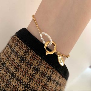 Peri's box naturlig sötvattenspärlor armband små pärlor kedja armband vintage trendiga söta armband för kvinnor smycken 2021 het Q0719